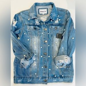 NWT DISTRESSED PEARL DENIM JEAN JACKET, SIZE M